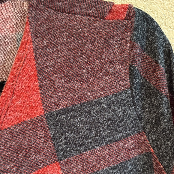 ⭐️LAST CHANCE⭐️ Chic Soul Plaid Open-Front Cardigan - Red and Black - Picture 7 of 7